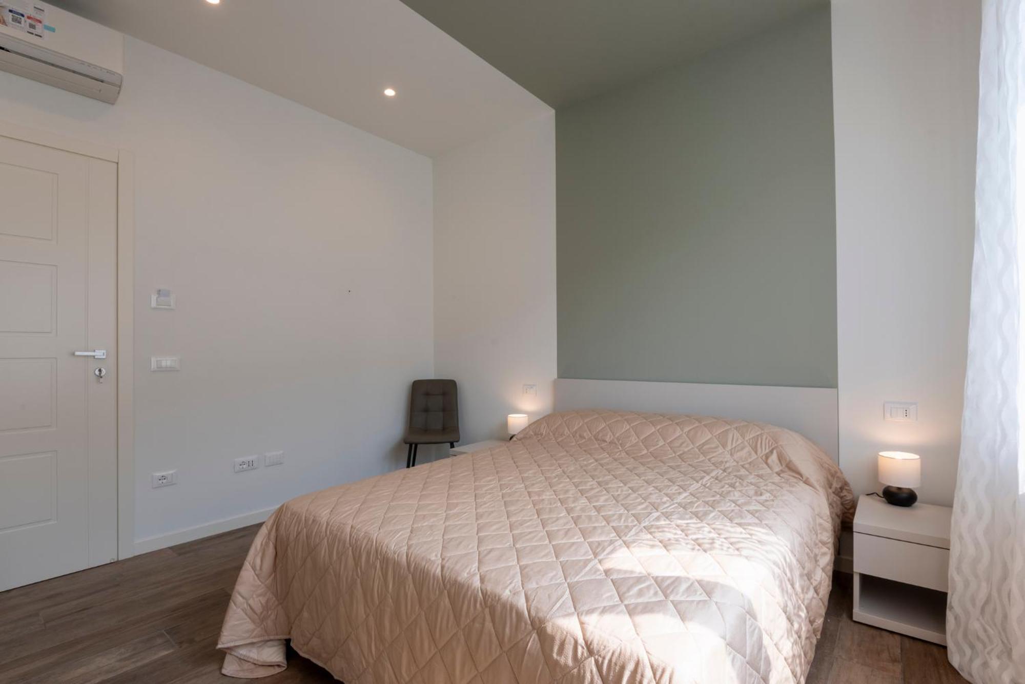 Iarsera Rooms And Apartment Лука Екстериор снимка