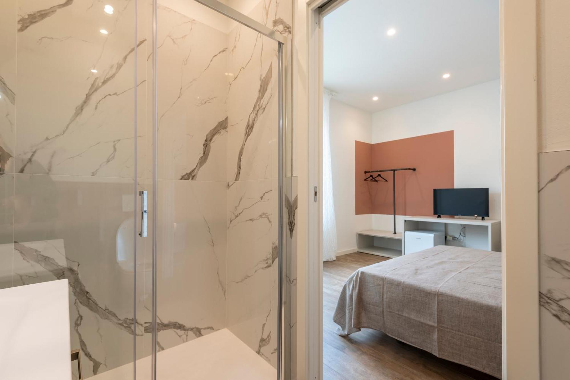 Iarsera Rooms And Apartment Лука Екстериор снимка