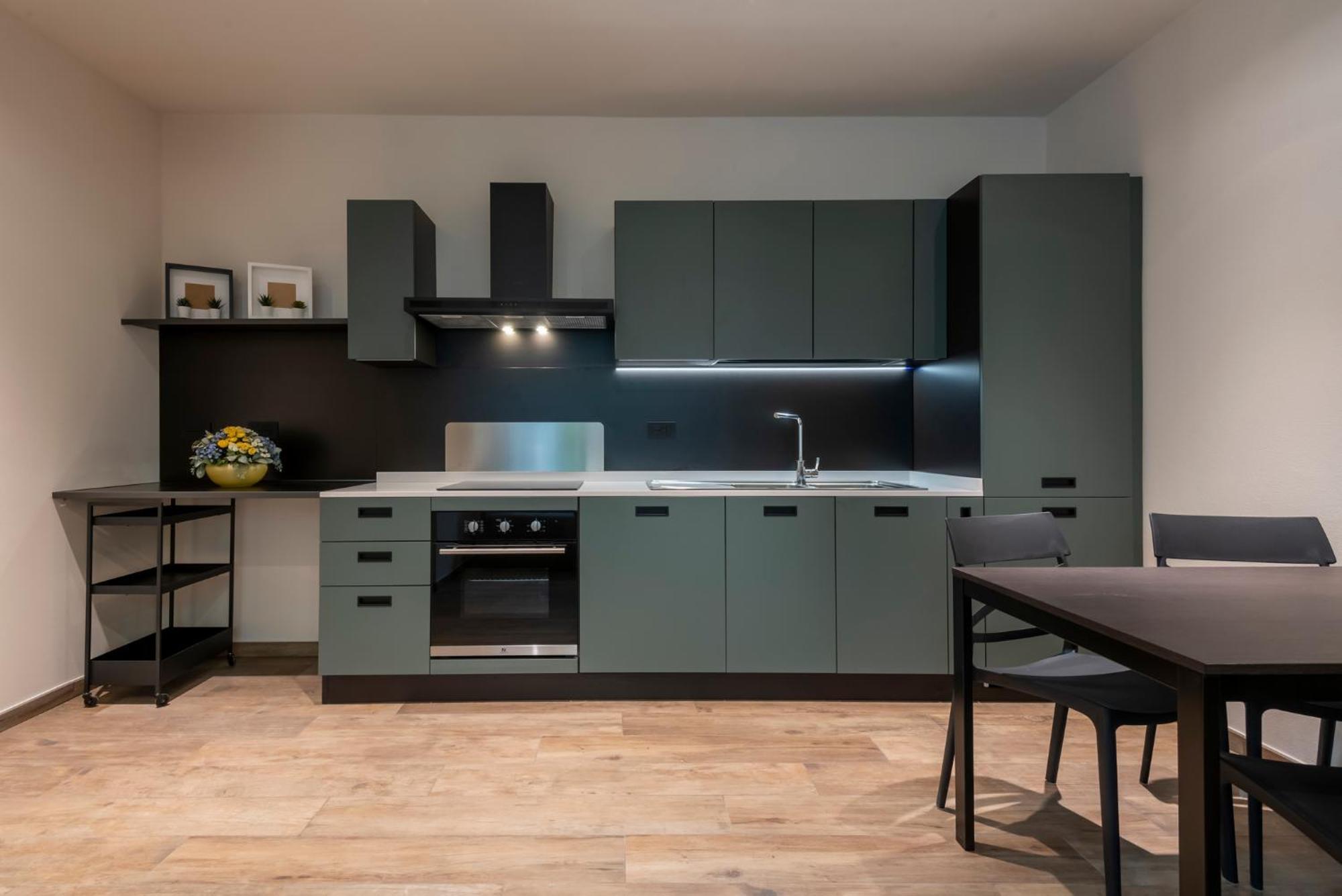 Iarsera Rooms And Apartment Лука Екстериор снимка